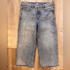 Old Navy Women’s Size 12 Petite Light Wash Extremely High Rise Wide Leg Jeans